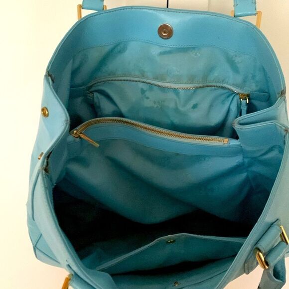 Tory Burch Robinson East West Tote - Morning Sky Blue Saffiano Leather - Large - Picture 5 of 9